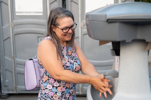 Portable Toilet Options We Offer in Franklin Park, IL